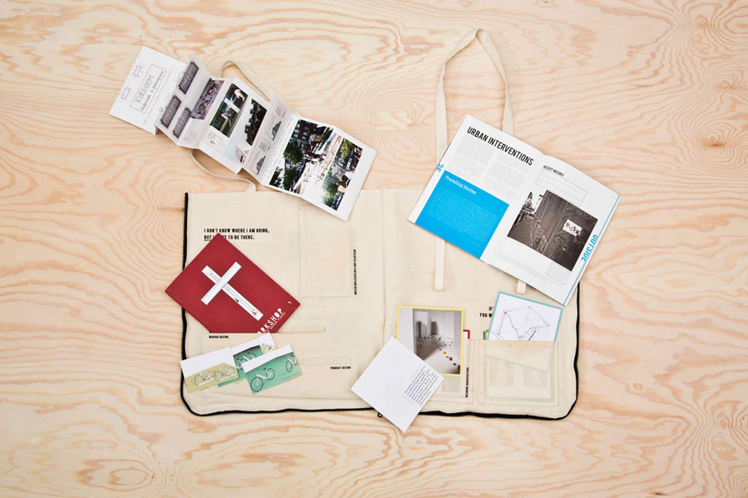 Read My Portfolio Bag by Ann-Sophie Maeyaert