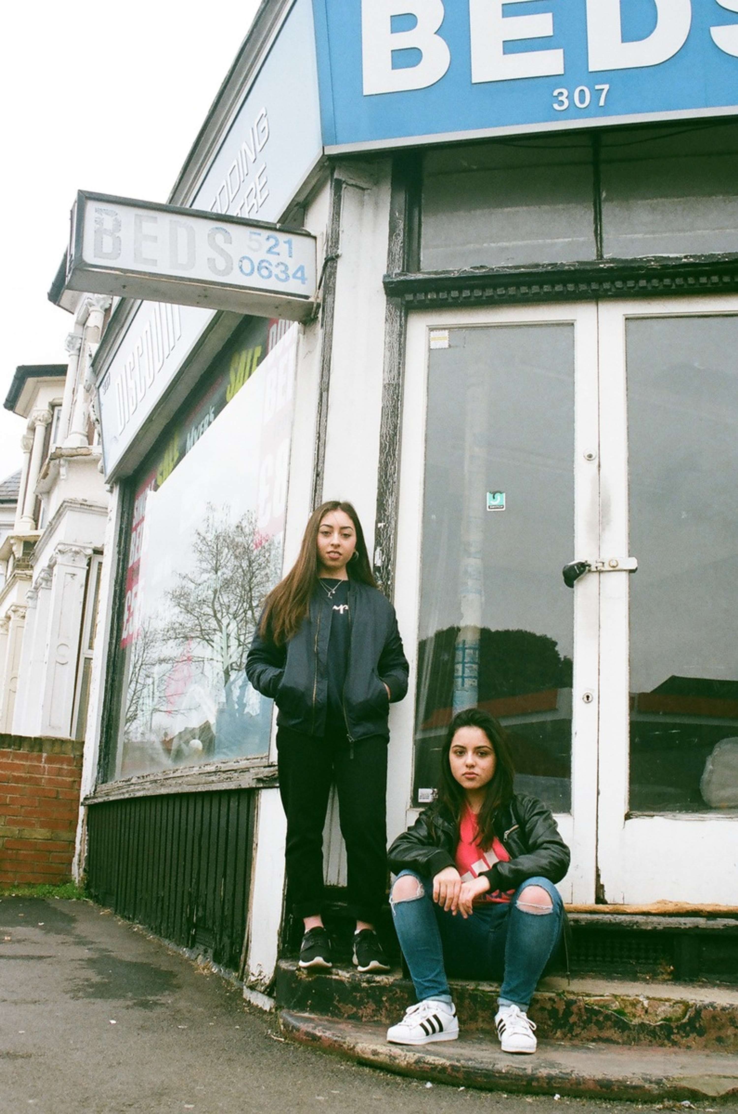 E17 by Ronan Mckenzie