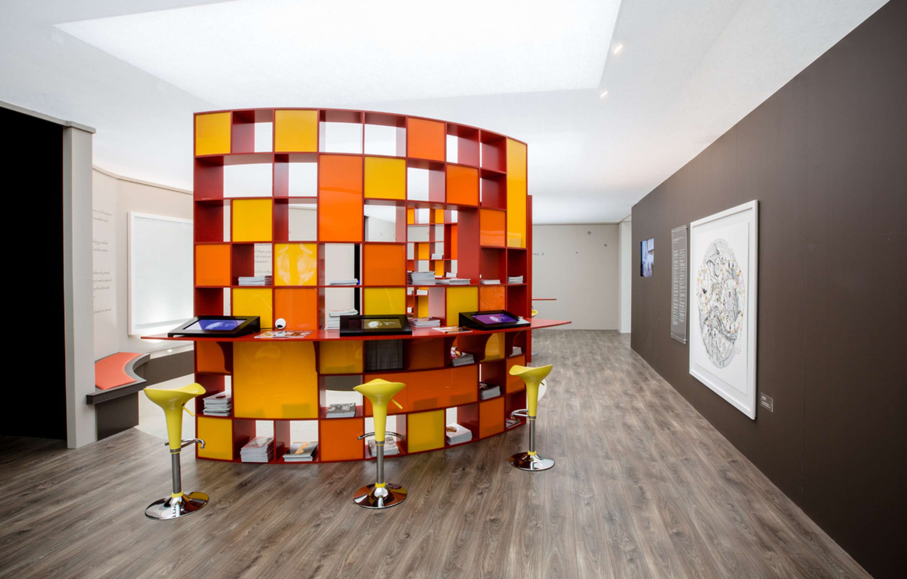 Saatchi Gallery by Rodolfo Netto