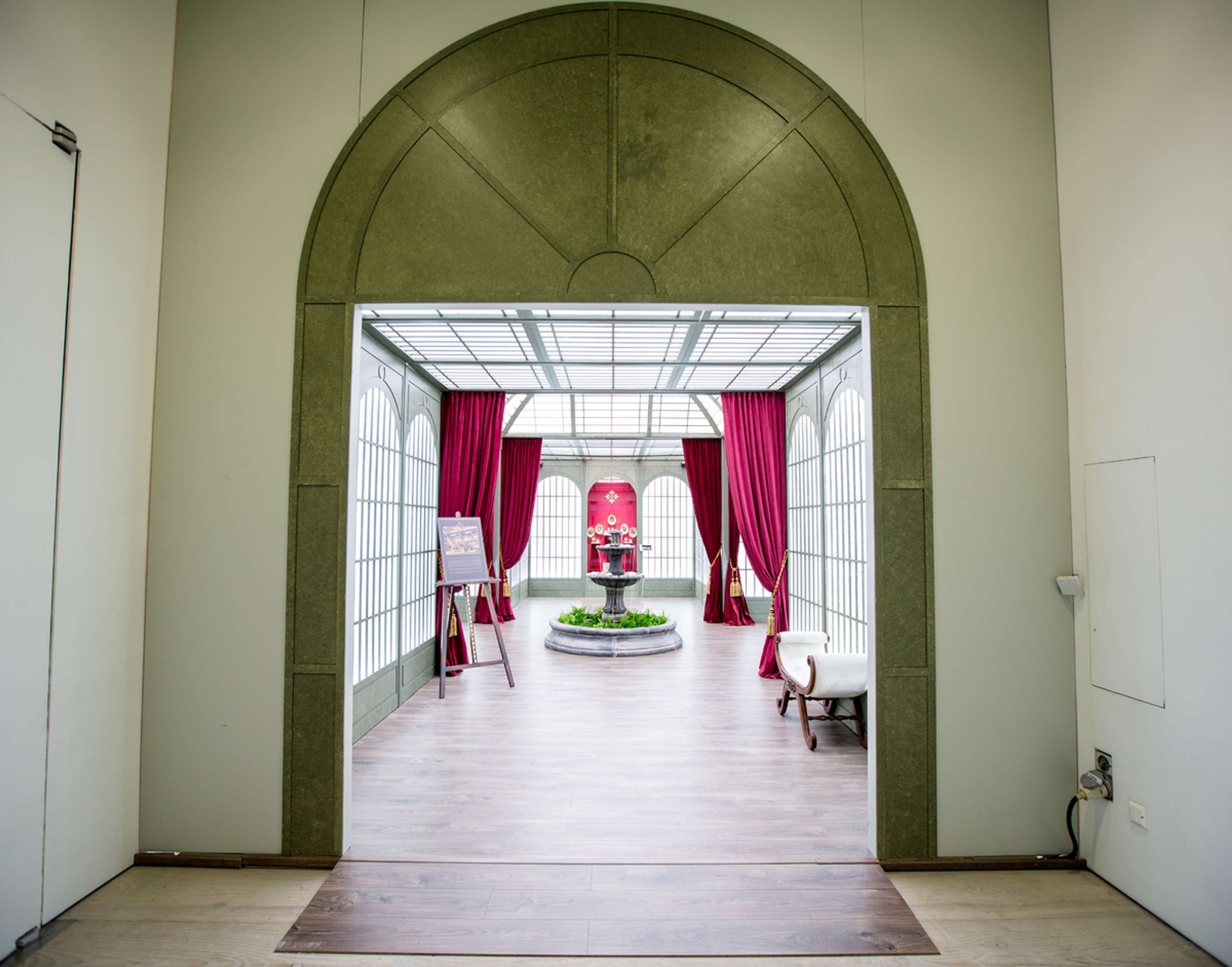 Saatchi Gallery by Rodolfo Netto